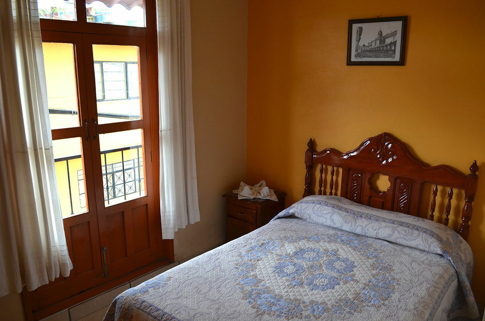 Hotel Posada Camelinas Pátzcuaro Exterior foto